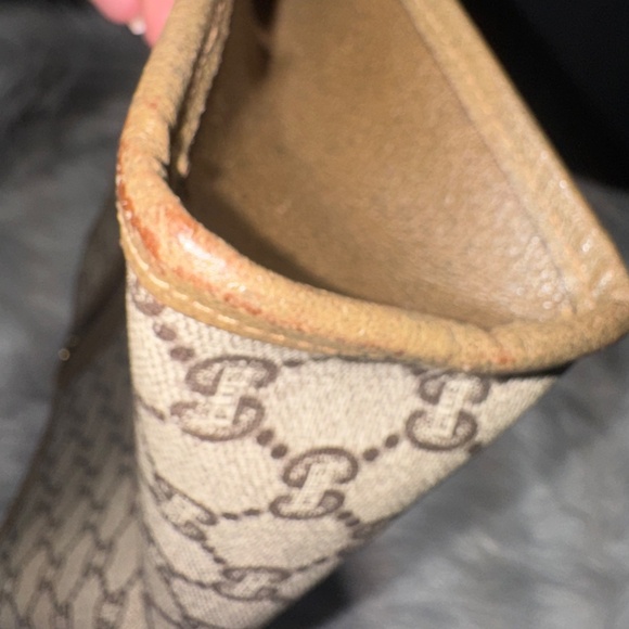 Gucci Plus Vintage Beige and Brown Monogram Pouch - Picture 6 of 12